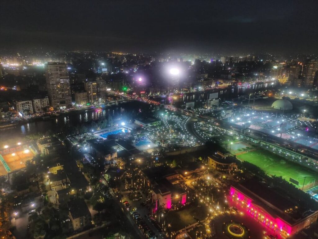 Il centro del Cairo di notte