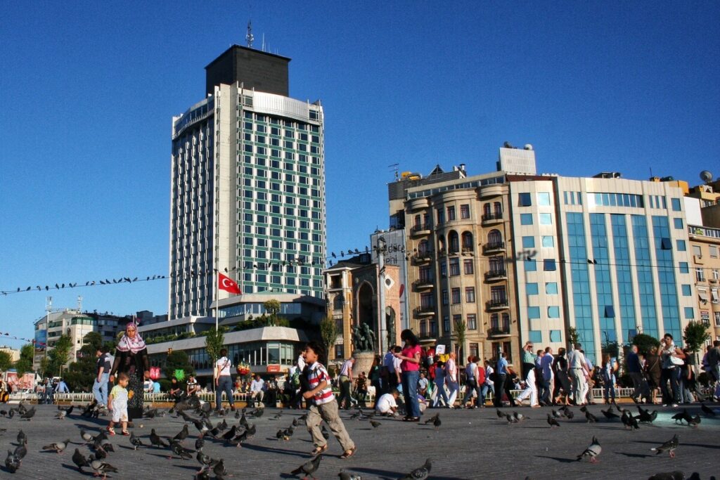 La Piazza Taksim, il cuore pulsante della moderna Istanbul