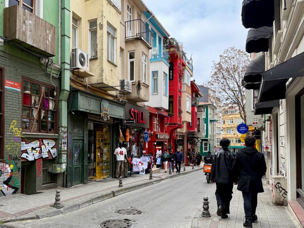 Girando per Kadikoy