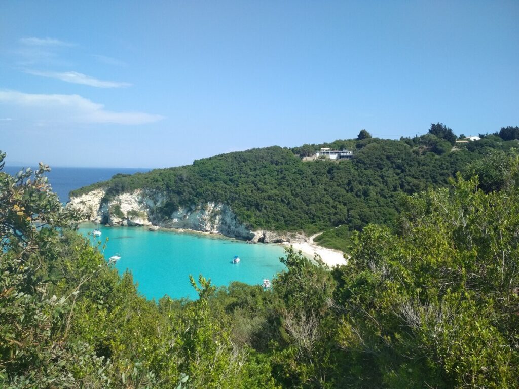 La spiaggia di Voutoumi, una delle migliori spiagge del mondo