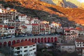 Il villaggio di Arachova