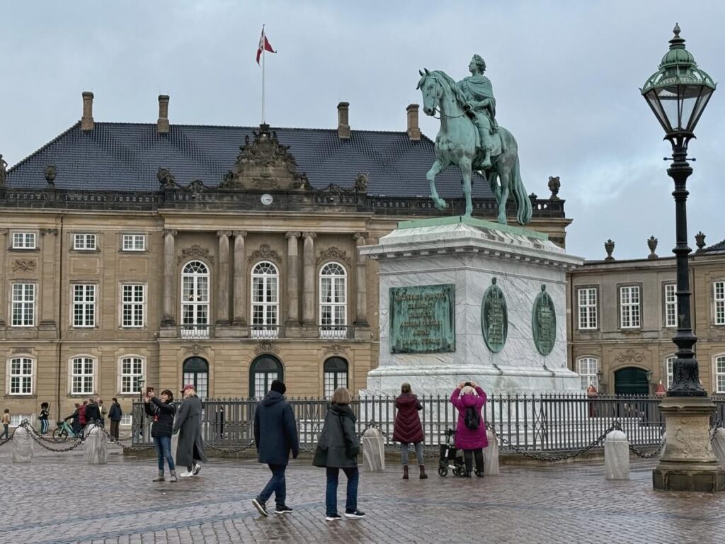 Amalienborg, il palazzo della famiglia reale di Copenaghen