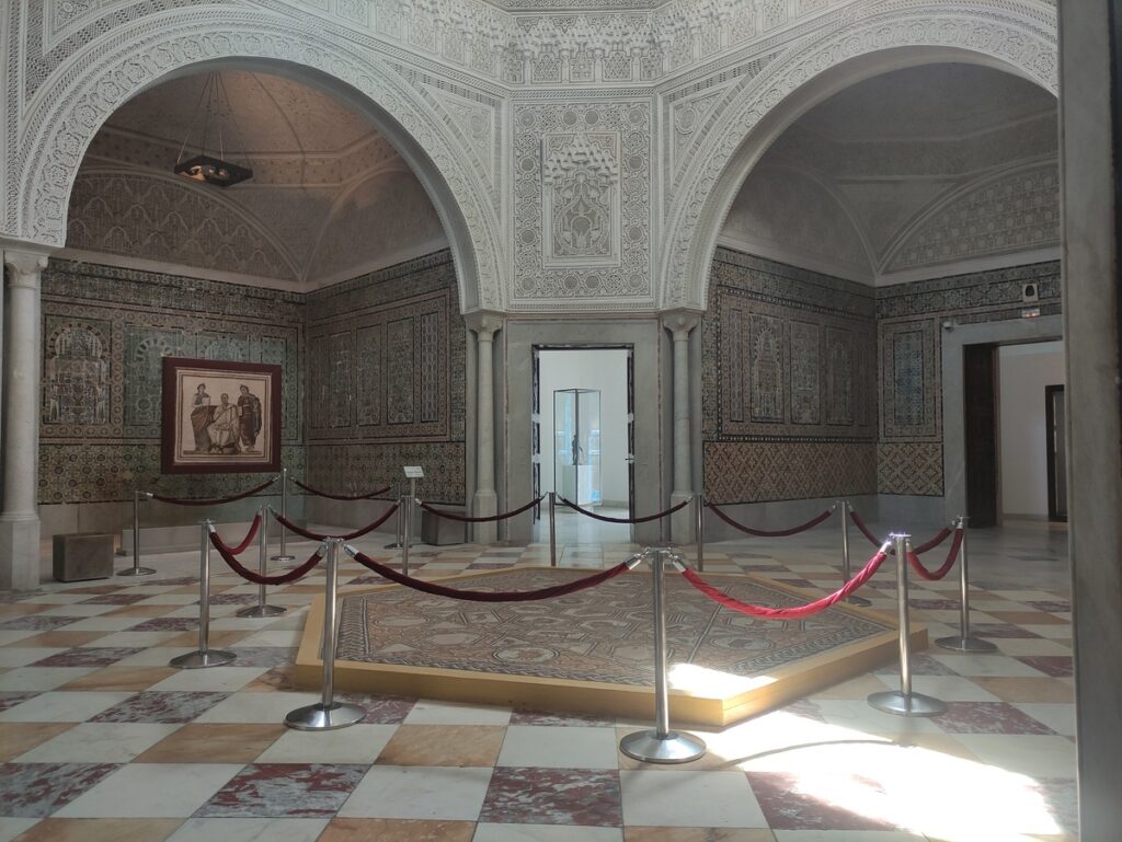 Il Museo del Bardo, che ospita una delle più vaste collezioni di mosaici al mondo.