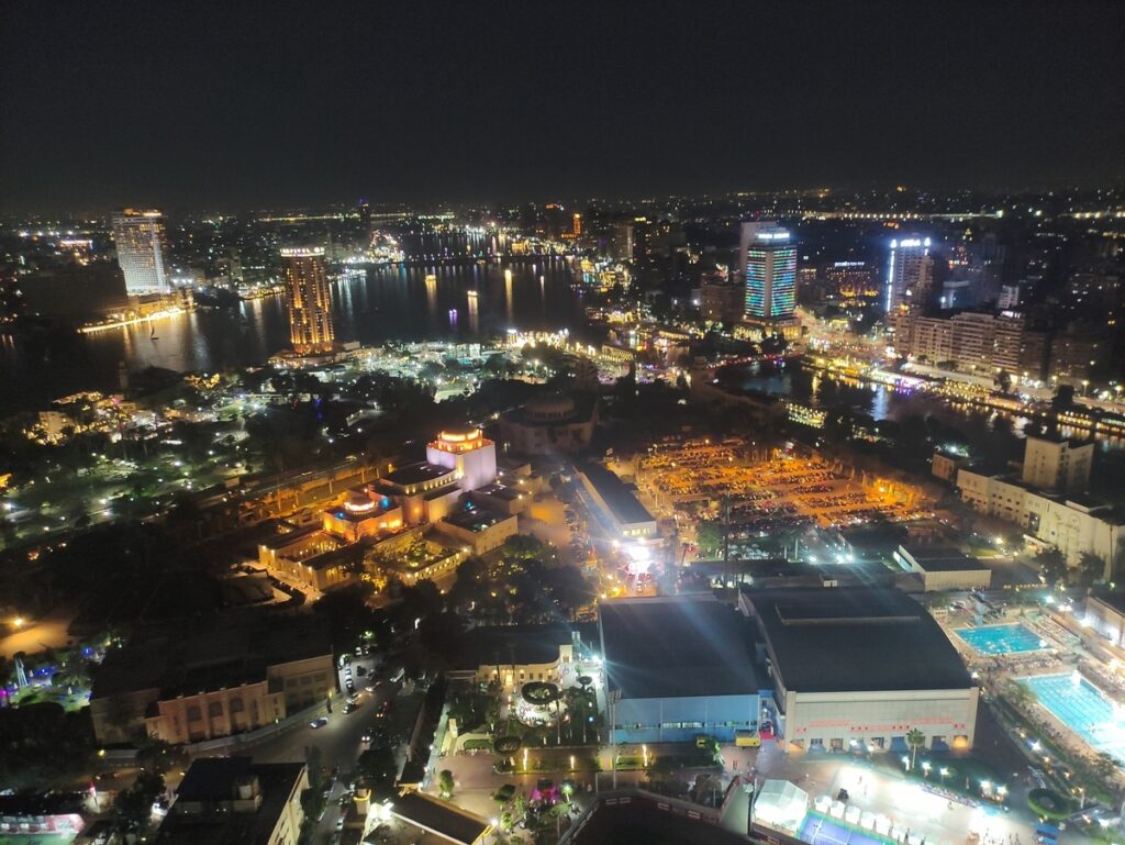 Il Cairo di notte visto dalla Torre Borg El-Qāhira